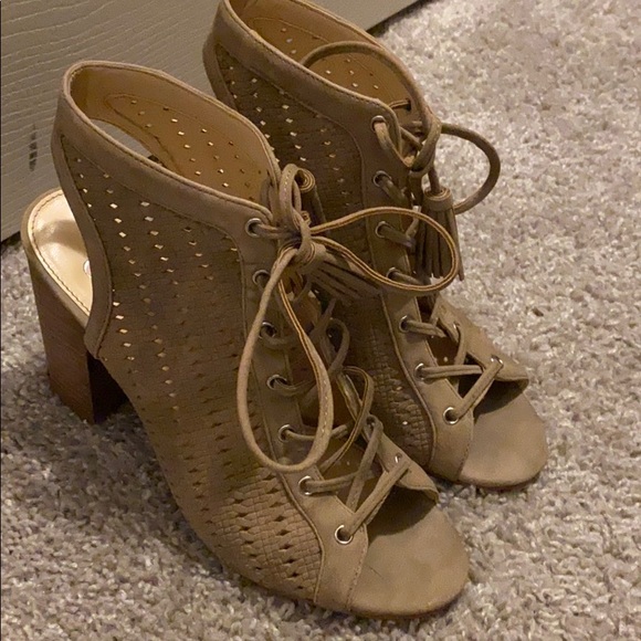 Jessica Simpson booties - Picture 1 of 4